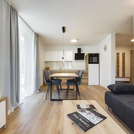 Chic Apartments With Finnish Sauna And Jacuzzi Краньска Гора Экстерьер фото