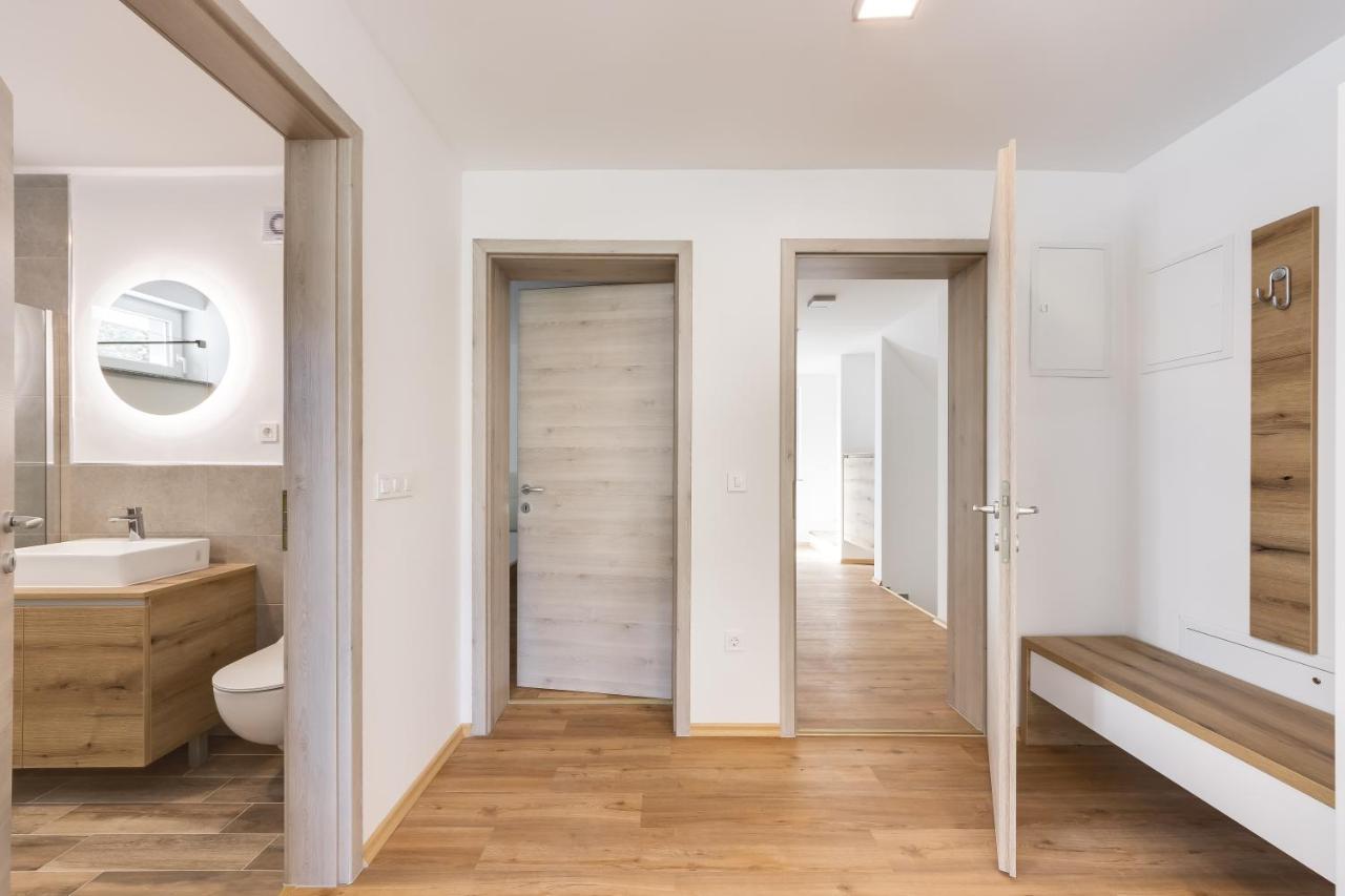 Chic Apartments With Finnish Sauna And Jacuzzi Краньска Гора Экстерьер фото